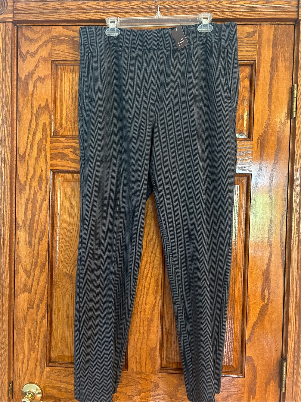NWT J.Jill Pinter Slim Leg Pant, Size L.